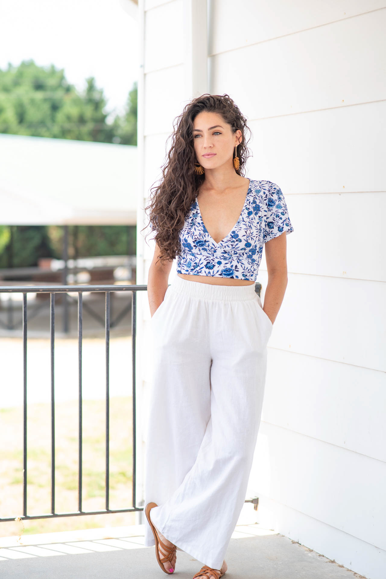 crop top, open back crop top, atlanta blogger, style blogger, live style travel, erica valentin blog, atlanta bloggers, fashion bloggers, floral crop top, summer outfit ideas, boho style, 