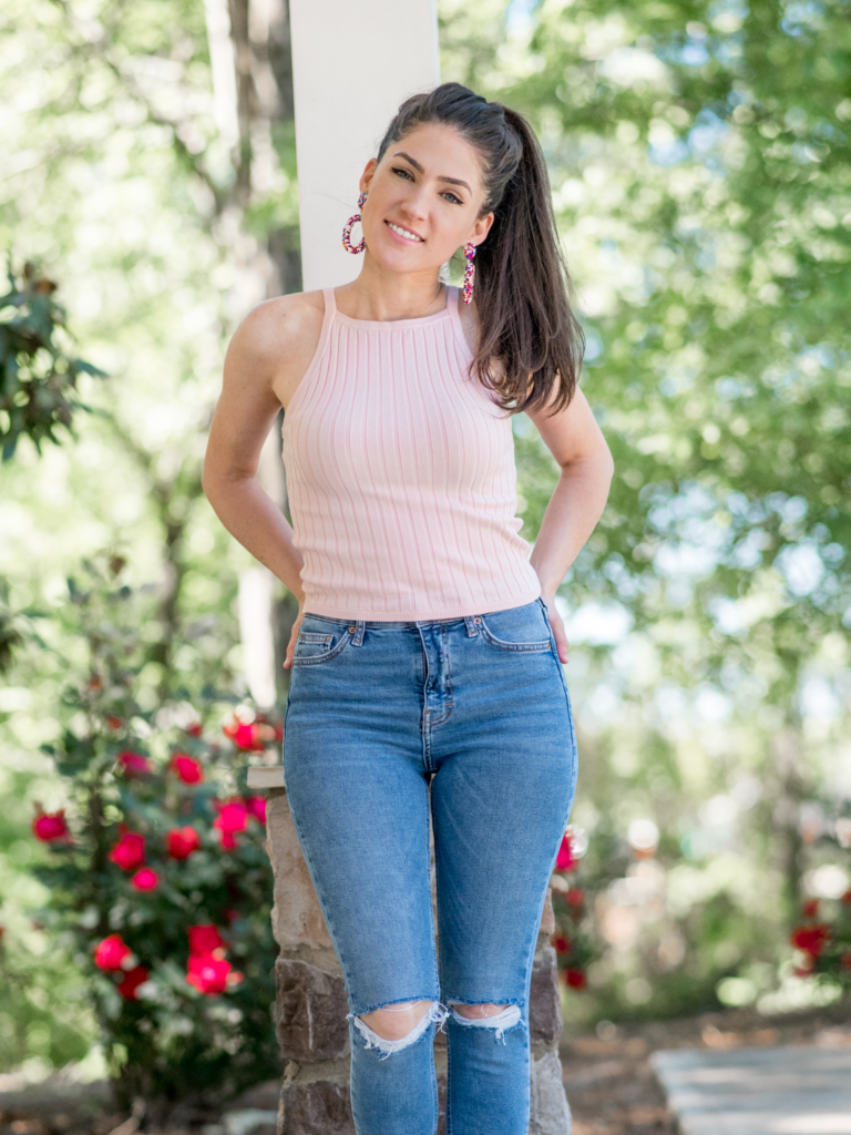 Casual Weekend Style - Pink Sweater Tank and Jeans
