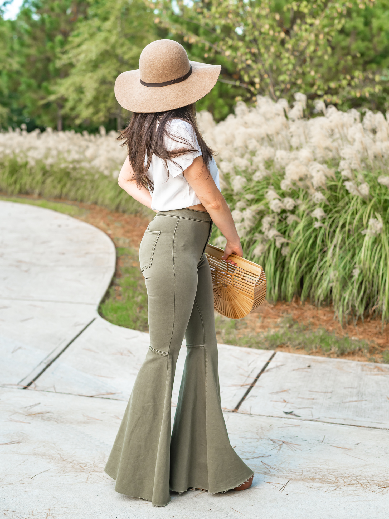 70's Vibes - Bellbottoms & Platform Shoes - Wander in Color - a style,  travel & lifestyle blog by Erica Valentin