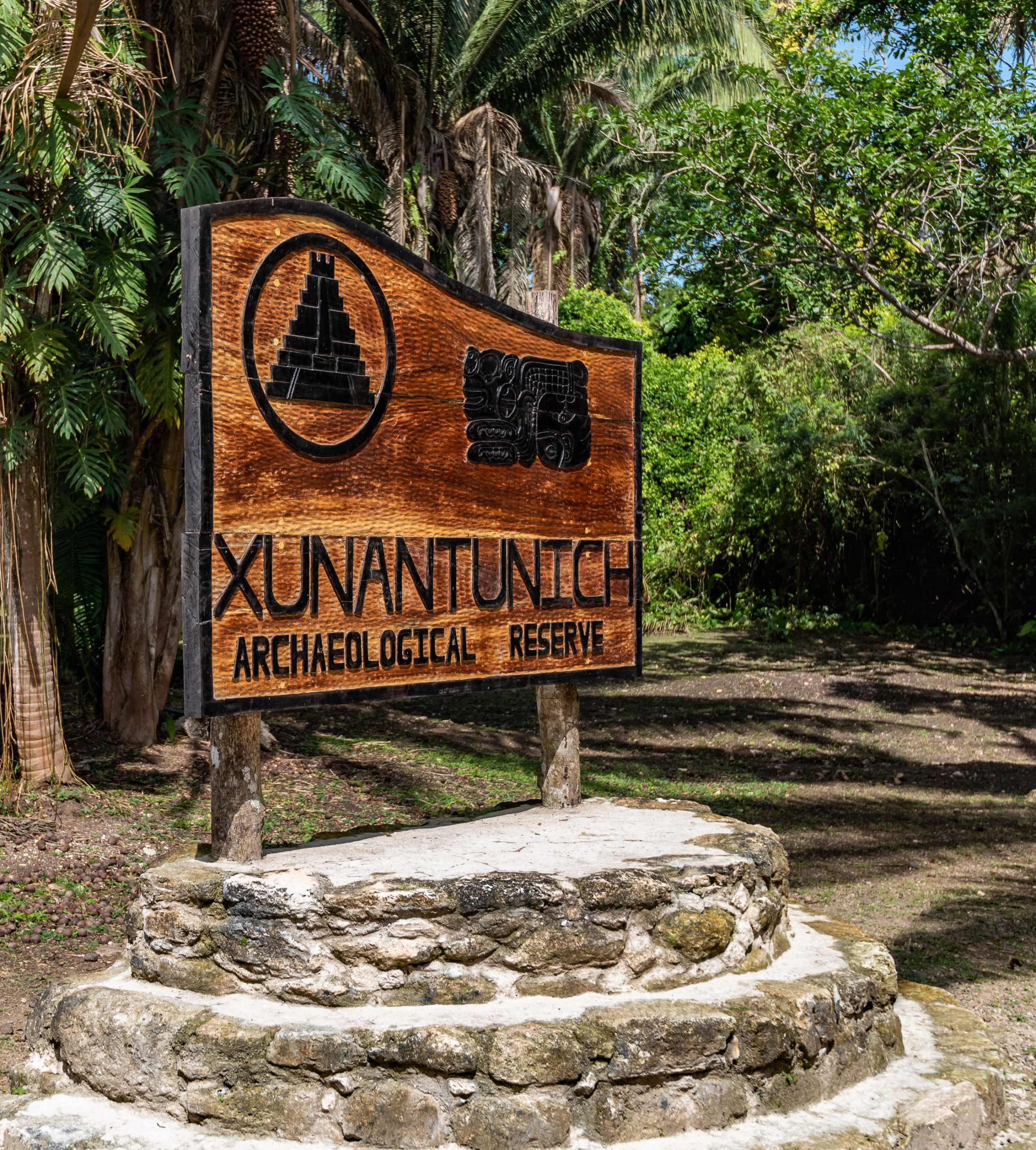 xunantunich, biggest mayan ruins in Belize, where to go in belize, fun things to do in Belize, best mayan ruins to visit